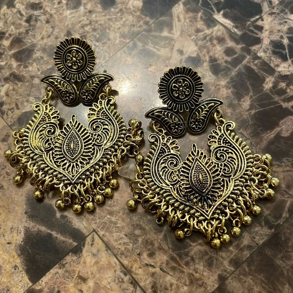 Bohemian Bali Jhumka Gypsy Earrings - Picture 4 of 9